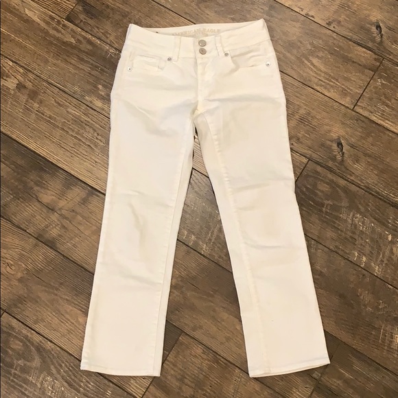 AEO White Denim Artist Crop Stretch Jeans - Picture 2 of 5